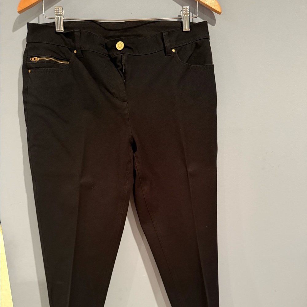 Chico's Black Skinny Ankle Pants with Tailored Fit